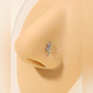 🐍20g 316 Surgical Stainless Steel- Snake Design Nose Ring NWT